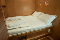 12-Sude Deniz Double Berth Cabin