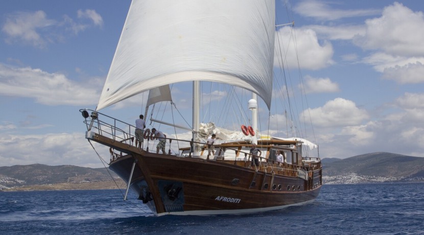 Bodrum-kiralik-luks-ucuz-tekne-2